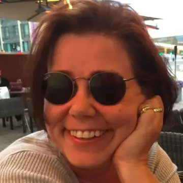 Nina Hjerpset-Østlie 