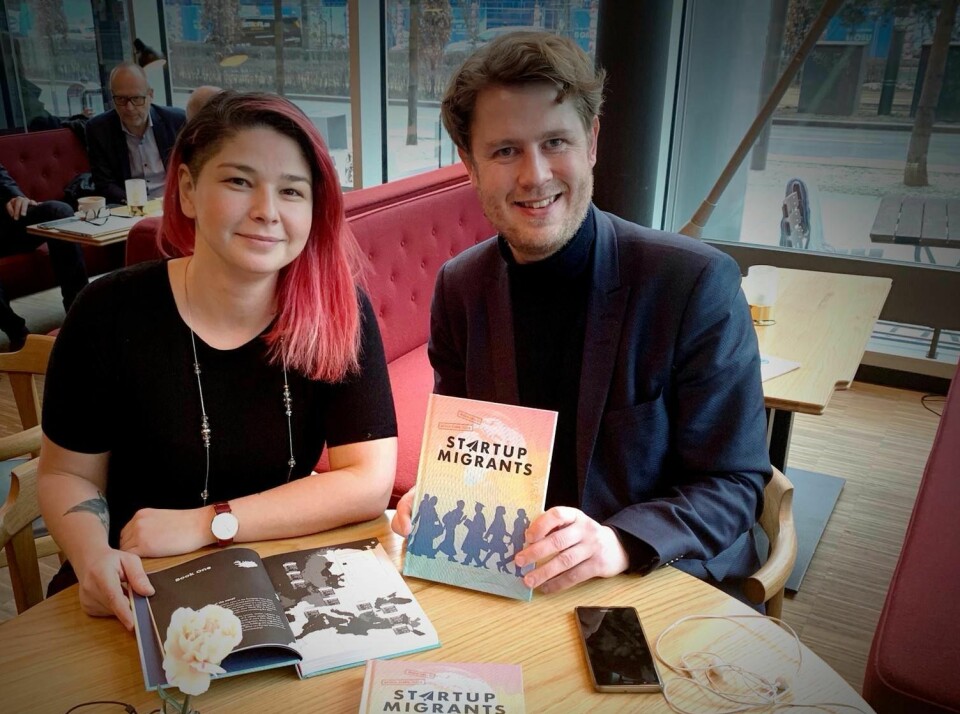 Maria Amelie og Nicolai Strøm-Olsen er aktuelle med boka «Grenseløse gründere». Foto: Frekk forlag