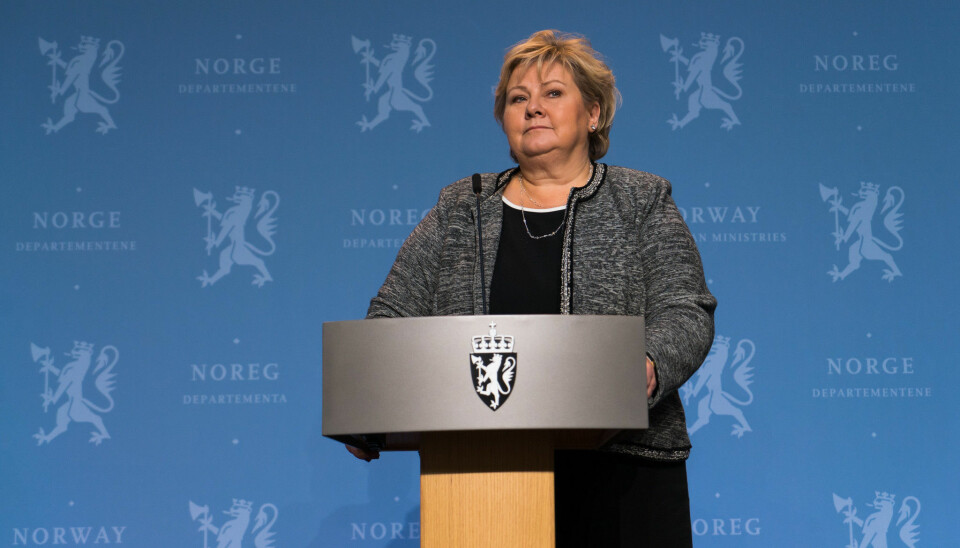 Erna Solberg under en pressekonferanse om koronaviruset 13. november 2020.
