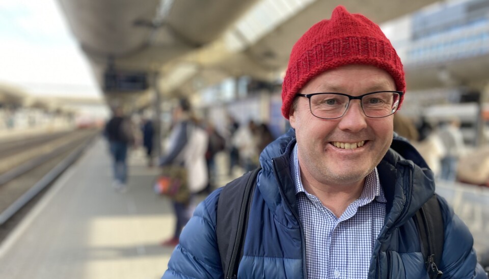 Professoren i farta. Arnstein Mykletun på vei til en konferanse i Madrid.